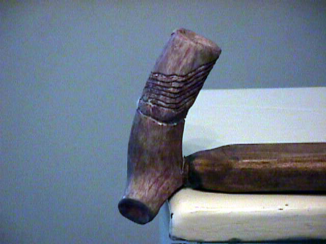 antler_bowl.jpg (41890 bytes)